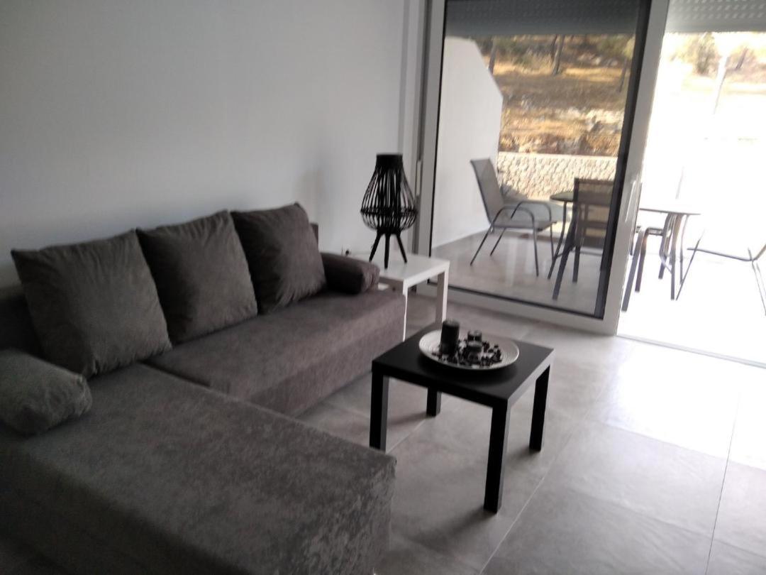 Appartement Estia - Brand New In Village *
