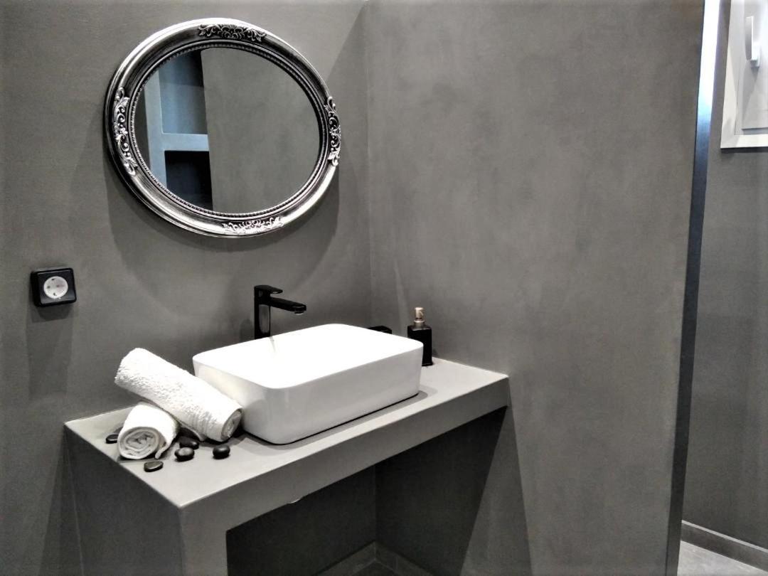 Estia - Brand New In Village Appartement Hermione
